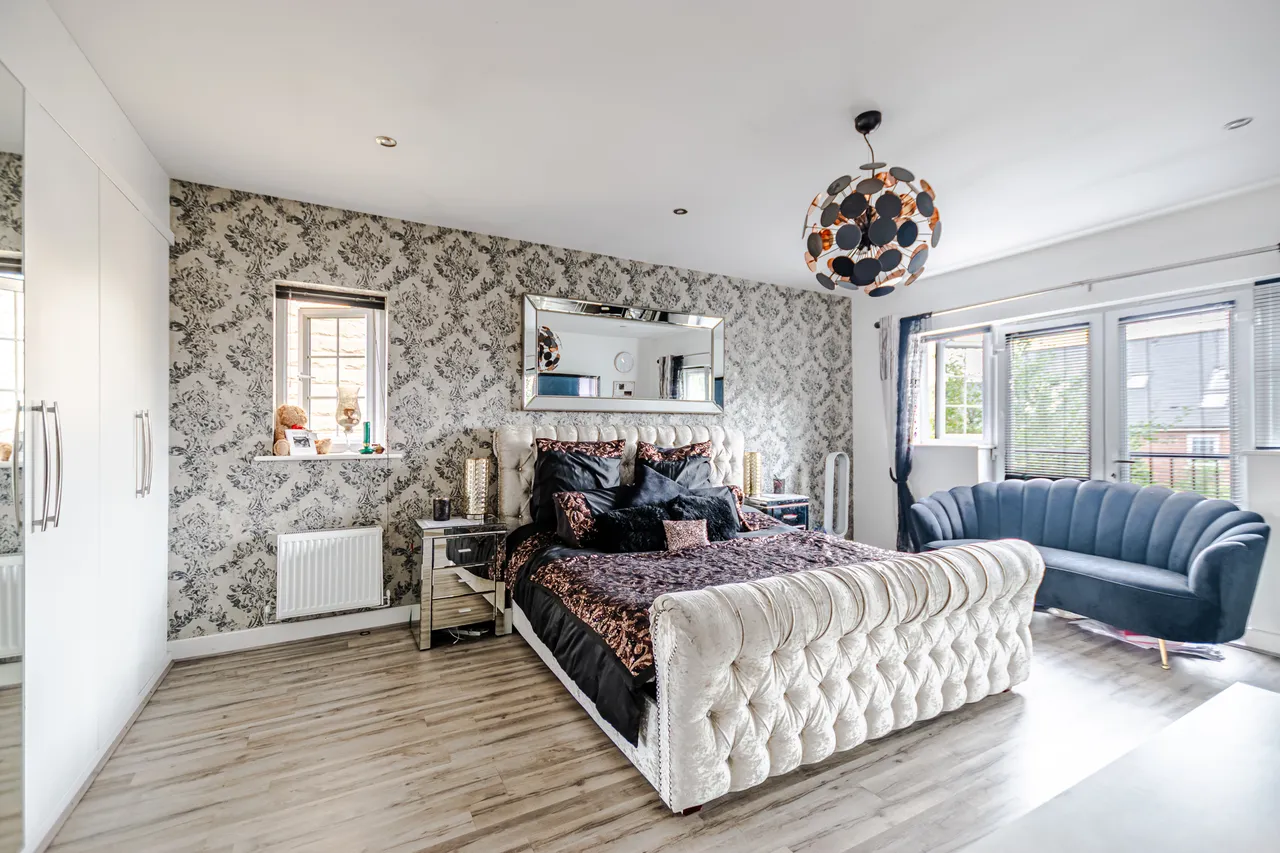 Clapham Avenue, Adel, LS16, photo 11