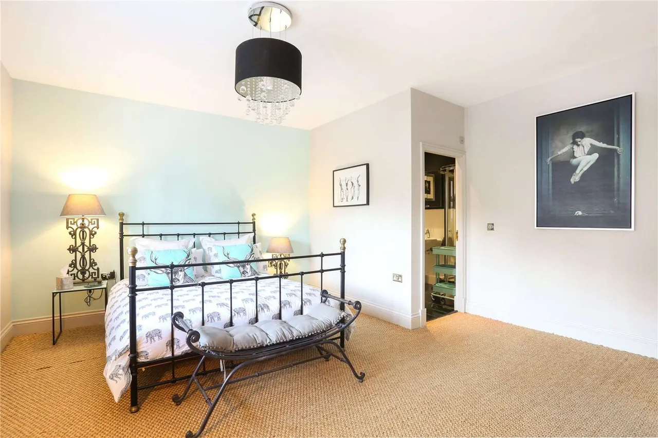 Horseshoe Lane, Alderley Edge, SK9, photo 13