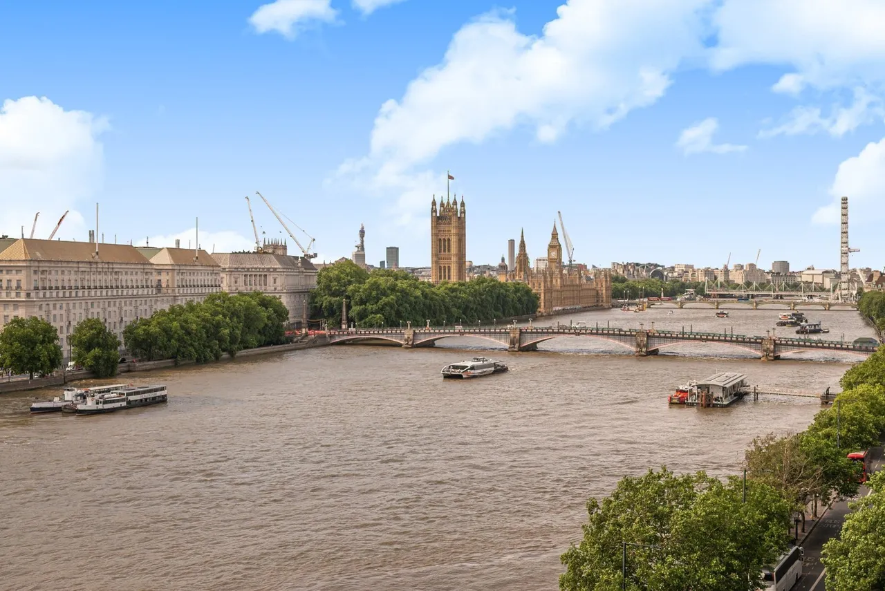 2 bed flat for sale, Albert Embankment, Lambeth, SE1