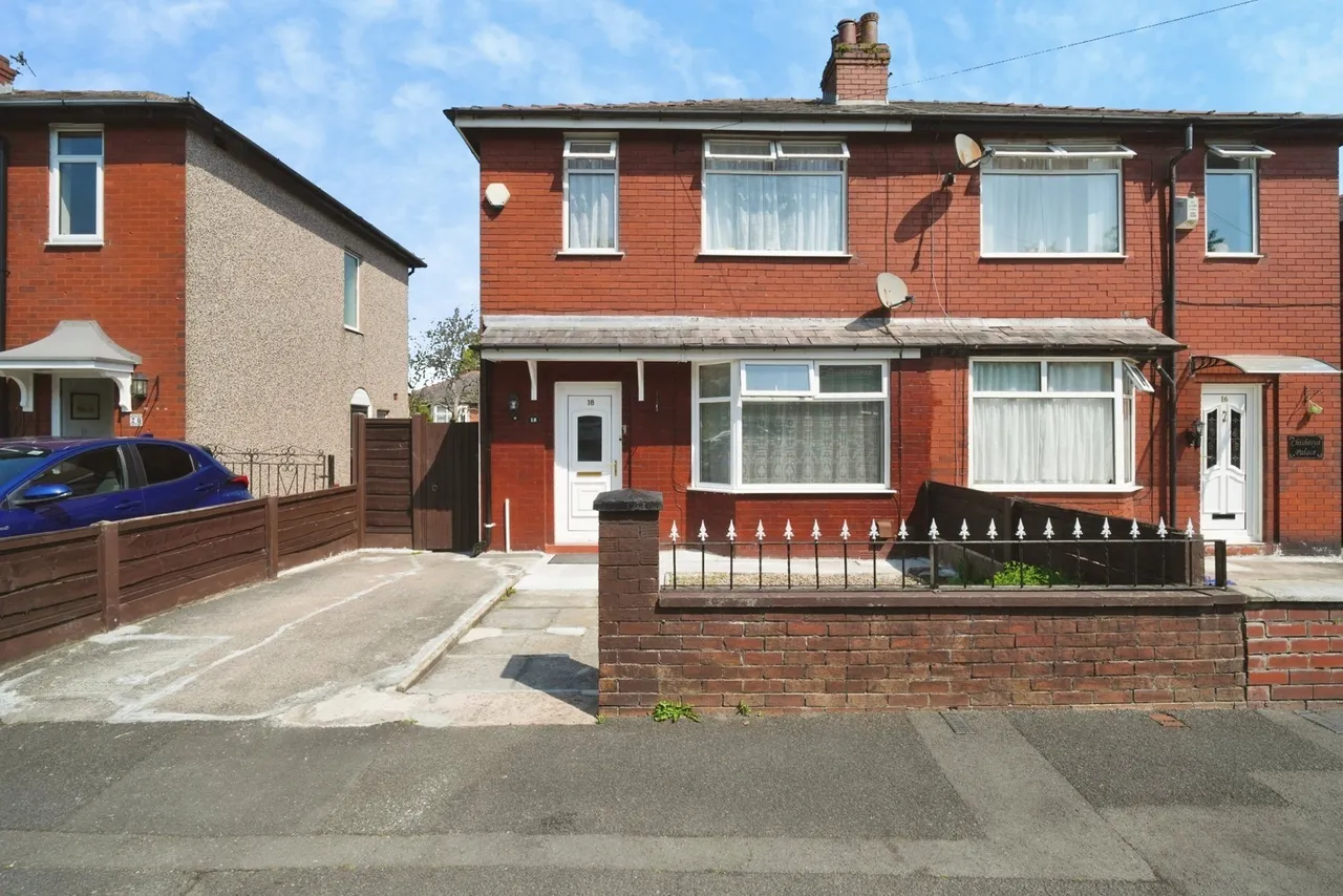 3 bed house for sale, Roseneath Road, Bolton, BL3