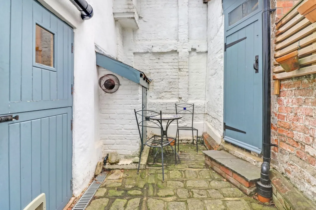 Castle Street, Aylesbury Town Centre, HP20, photo 11