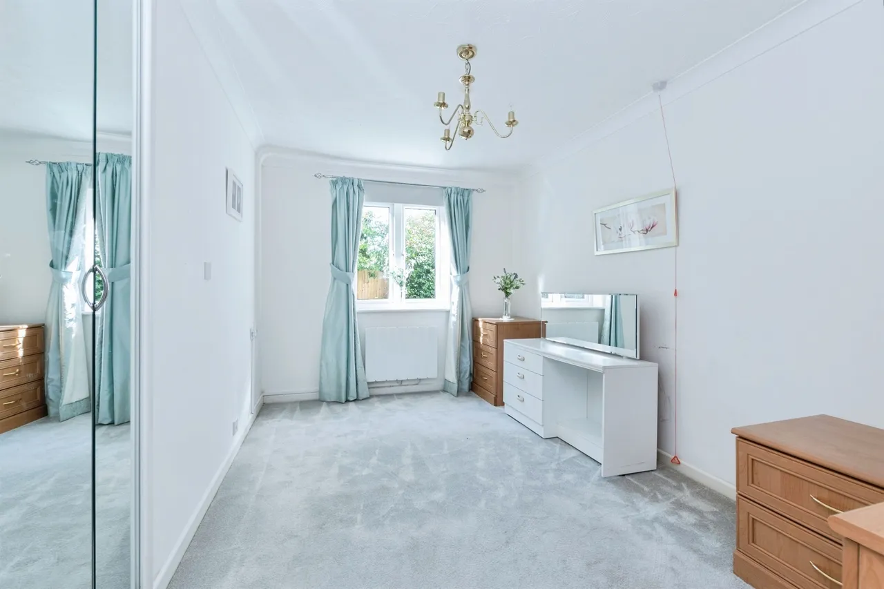 Ringwood Road, Ferndown, BH22, photo 6