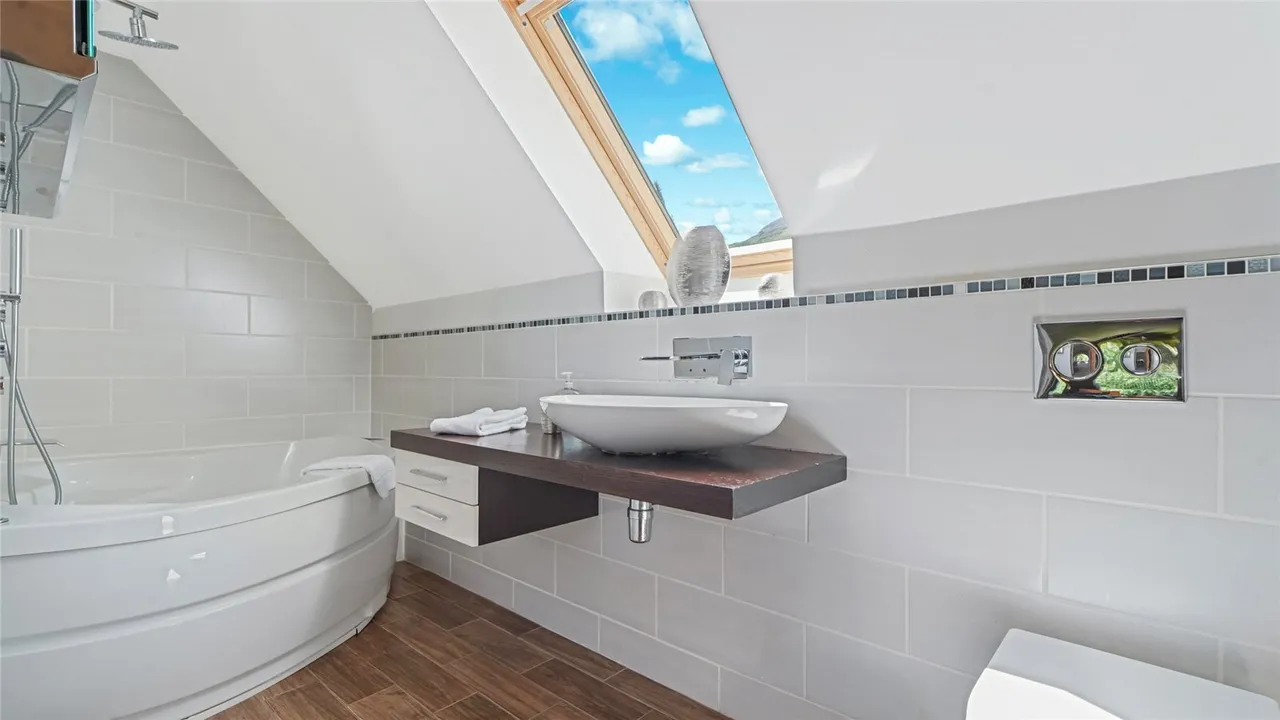 Tyandrish, Main Street, Killin, Stirlingshire, FK21, photo 22