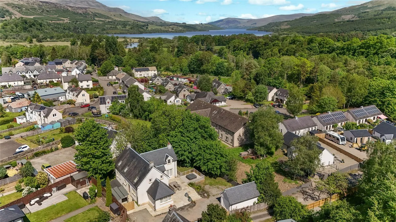 Tyandrish, Main Street, Killin, Stirlingshire, FK21, photo 25
