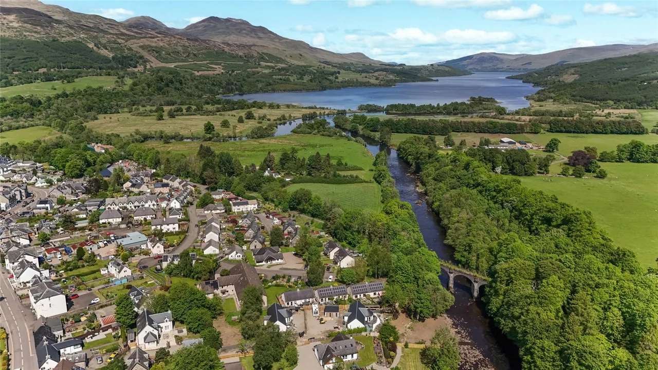 Tyandrish, Main Street, Killin, Stirlingshire, FK21, photo 26