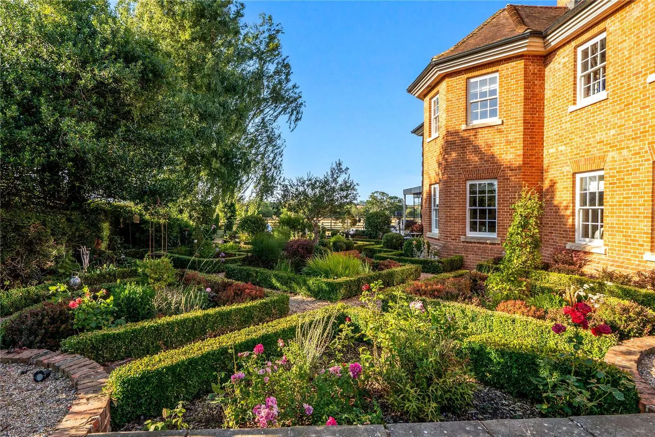 Birtsmorton, Malvern, Worcestershire, WR13 6AR, photo 4
