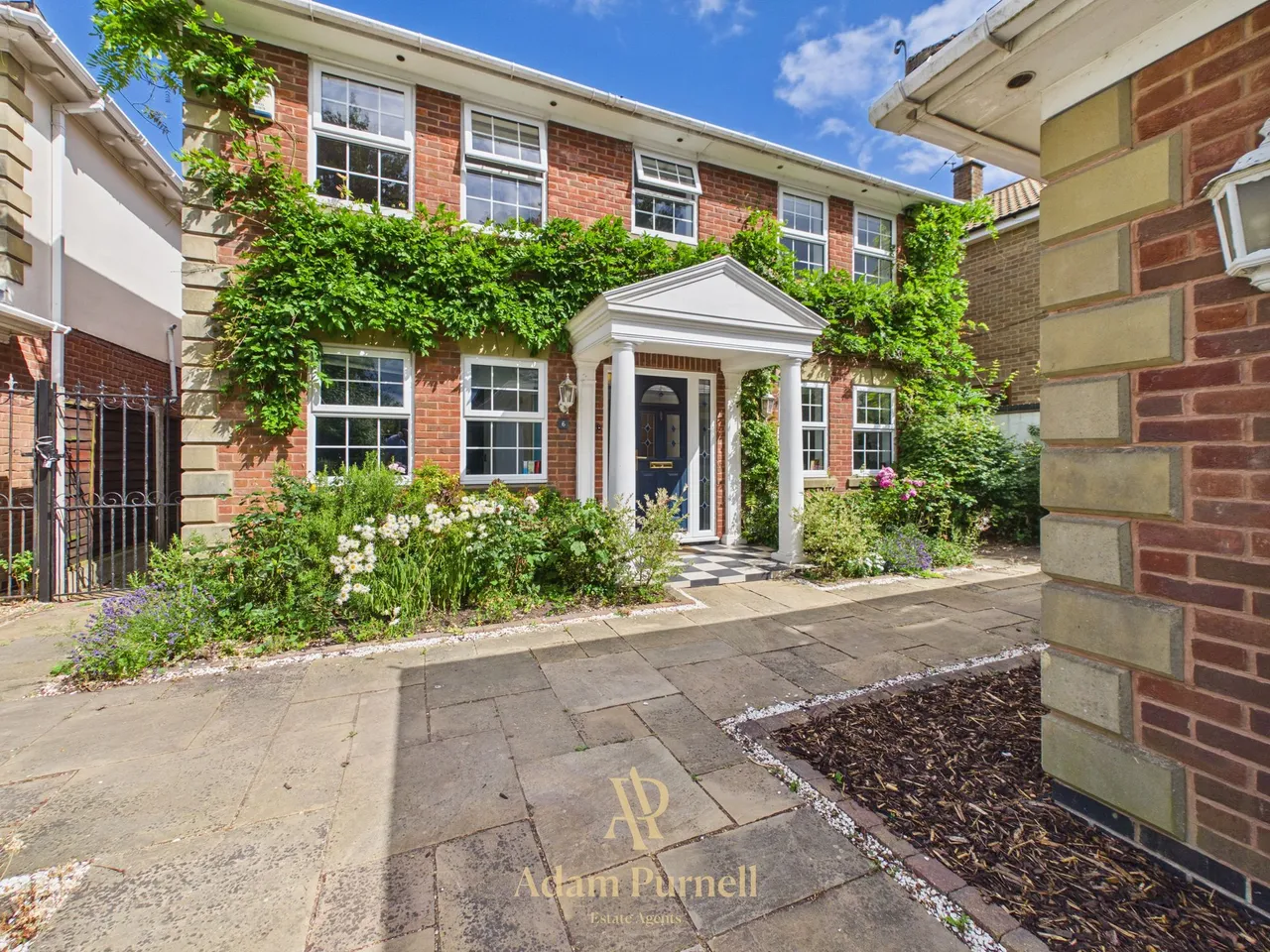 4 bed house for sale, Sketchley Lane, Burbage, LE10