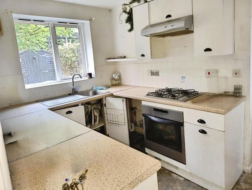 Woodside Road, Ketley, Shropshire, TF1, photo 4