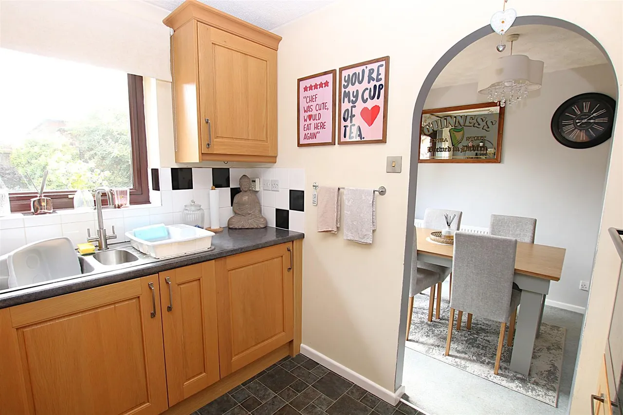 Granary Court, East Hunsbury, photo 6