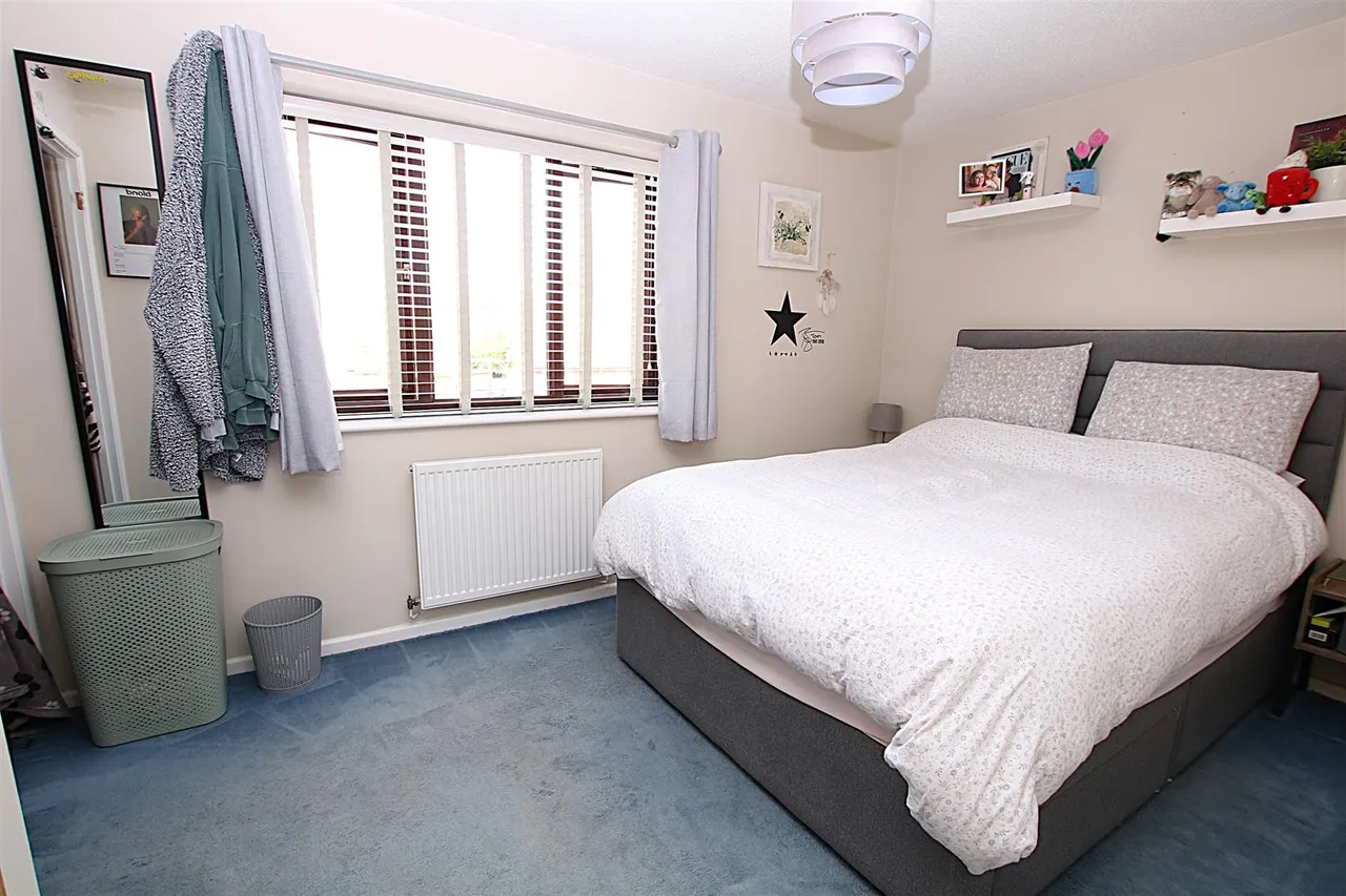 Granary Court, East Hunsbury, photo 8