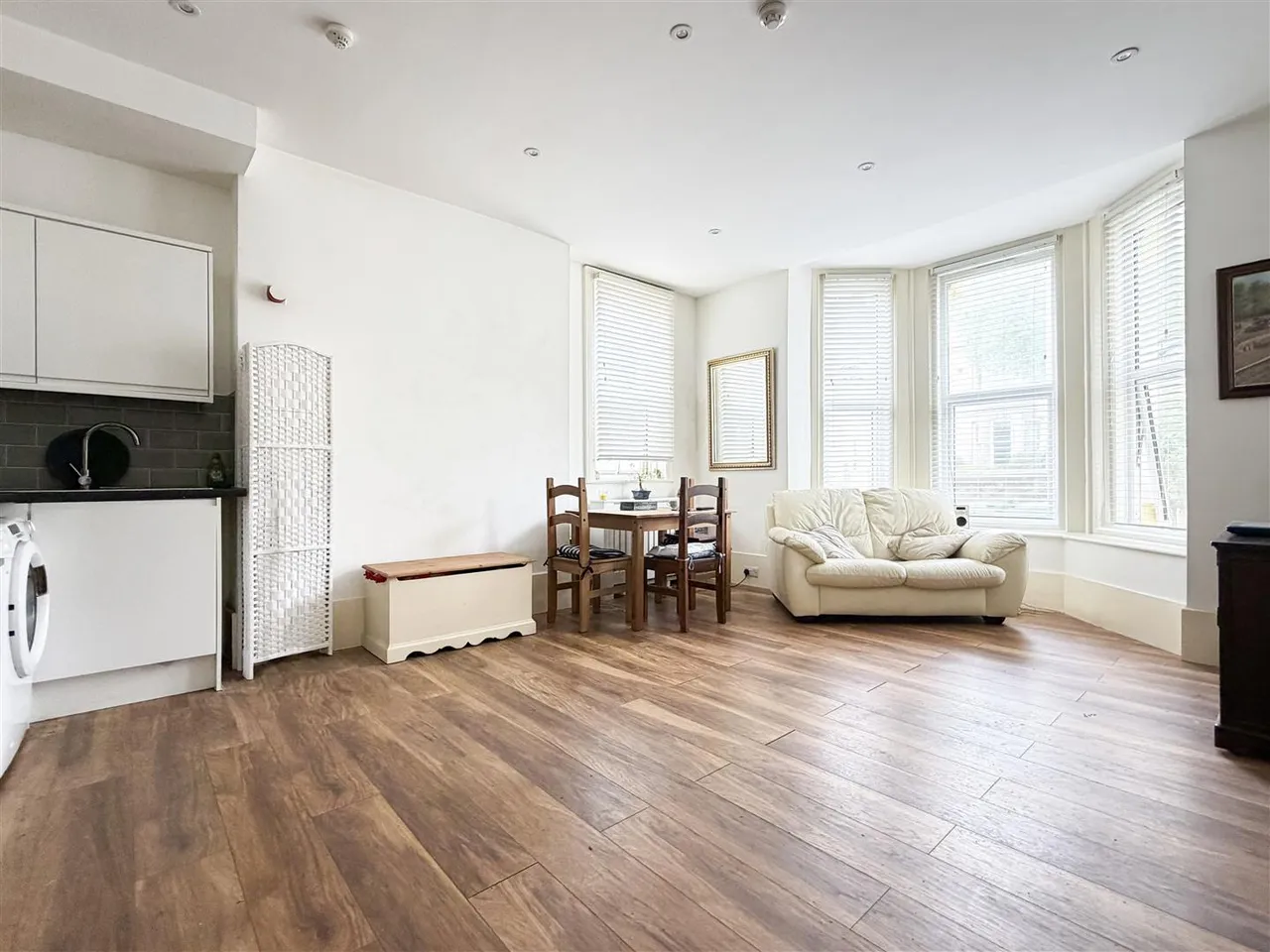 4 Enys Road, Eastbourne, East Sussex, BN21 2DG, photo 3