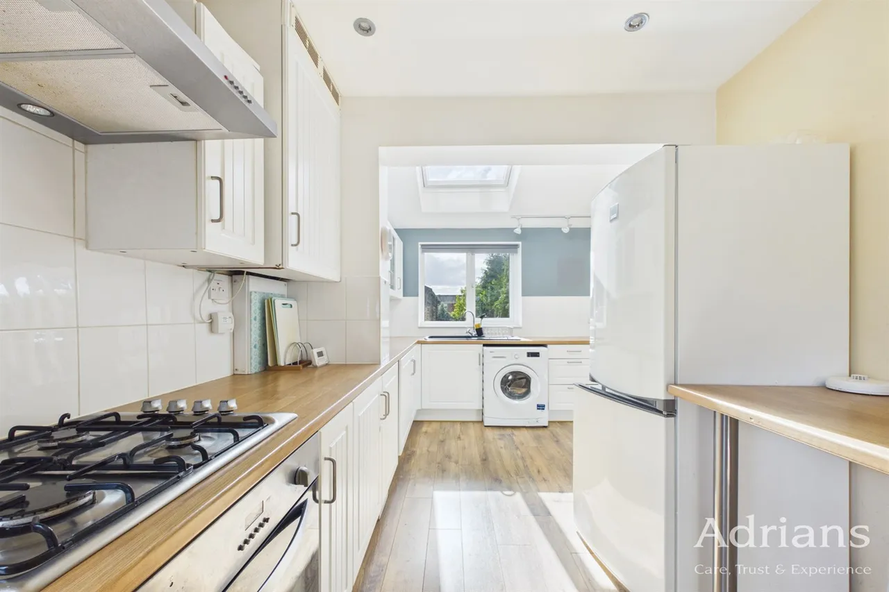 Writtle Road, Chelmsford, CM1, photo 3