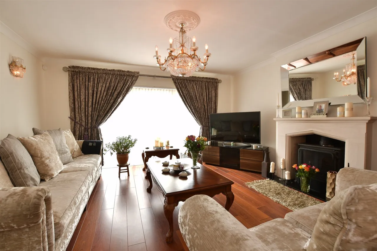 Avey Lane, Waltham Abbey, EN9, photo 2