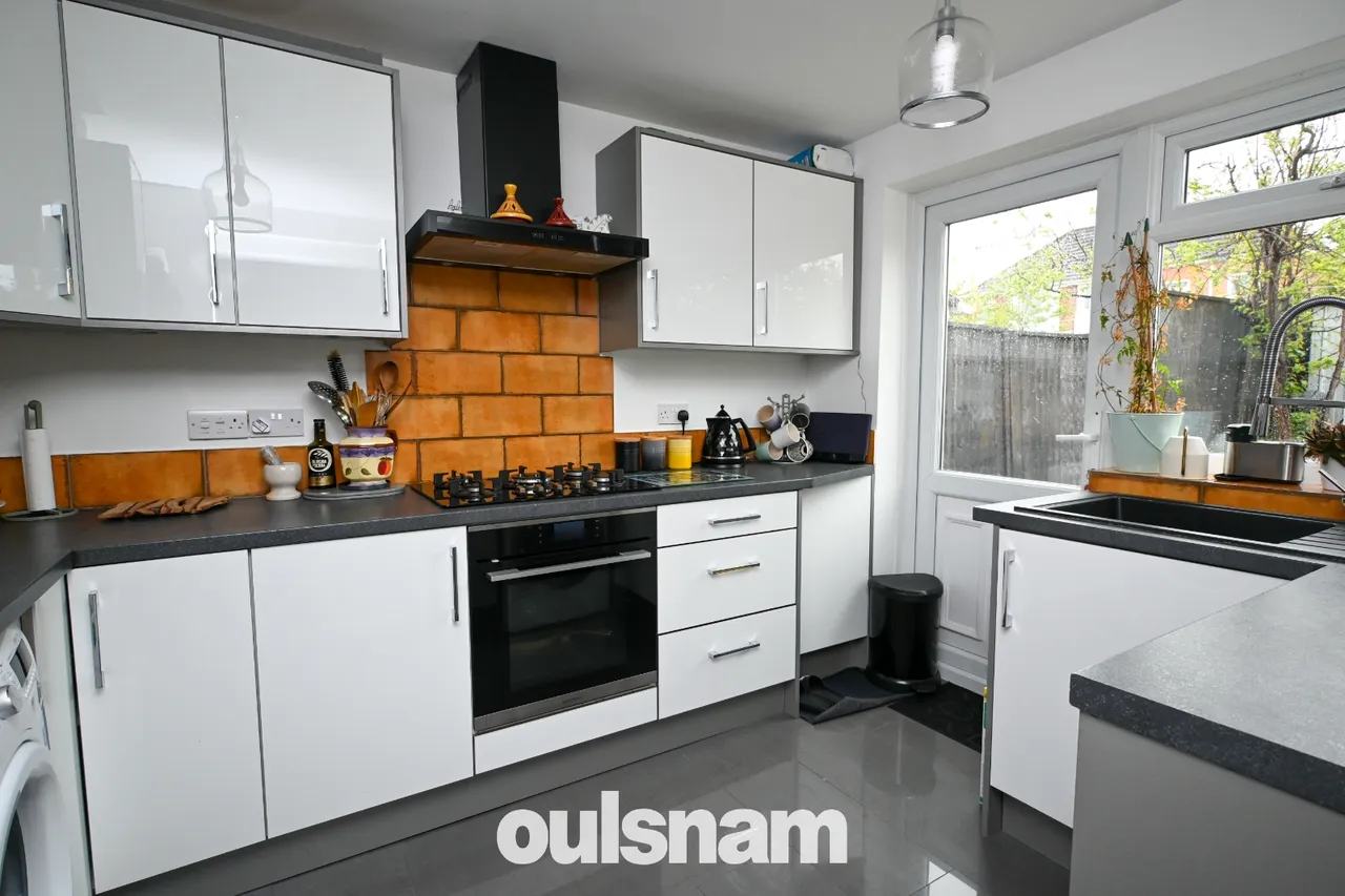Frankley Beeches Road, Northfield, Birmingham, B31 5LN, photo 2