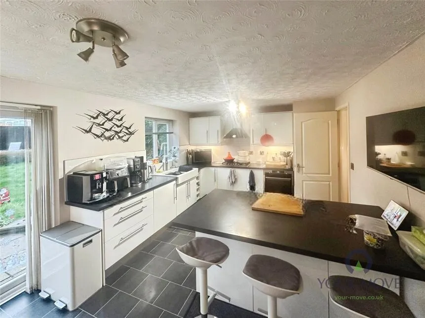 Otter Way, Whetstone, Leicestershire, LE8, photo 6