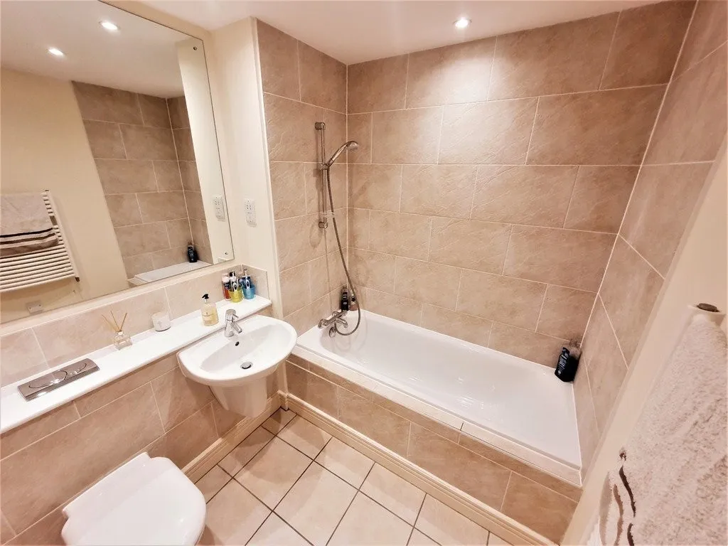 Weevil Lane, Gosport, PO12, photo 13