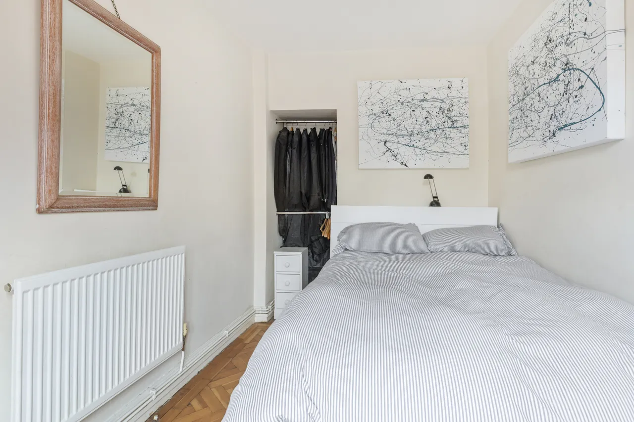 The Broadway, London, NW7, photo 11