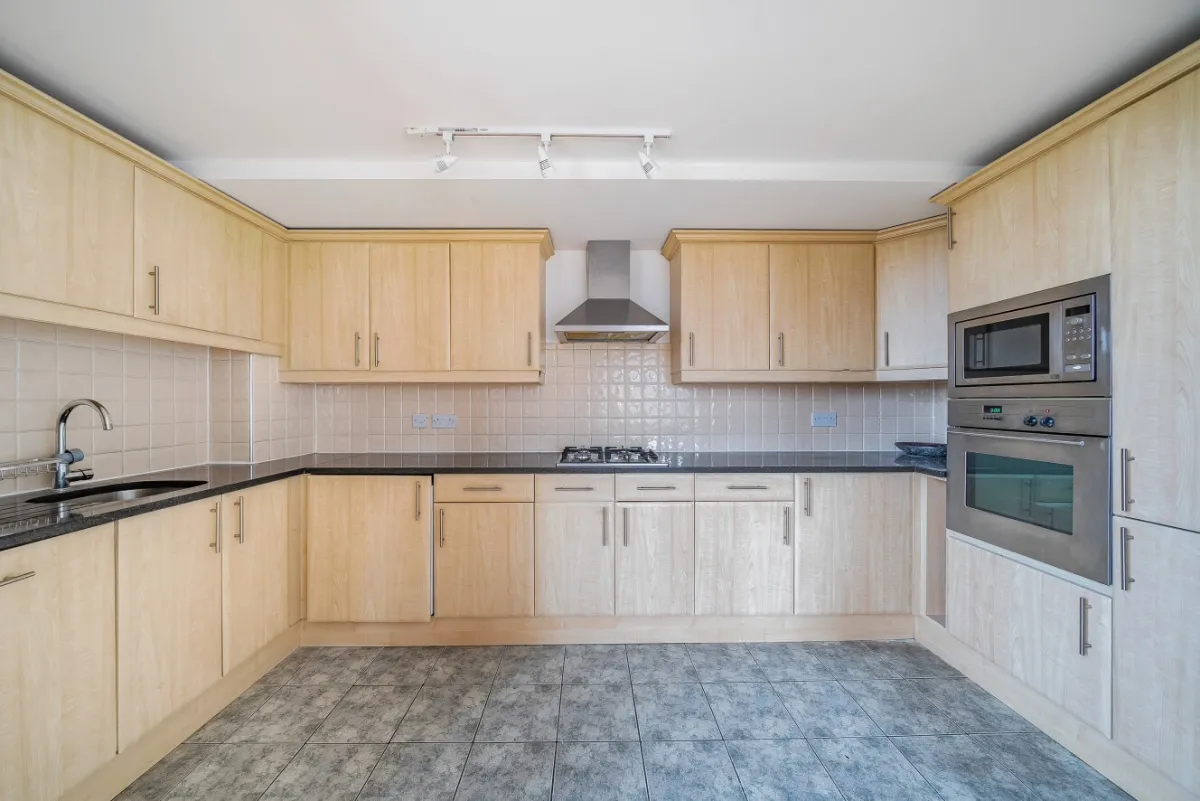 Royal Drive, London, N11, photo 7