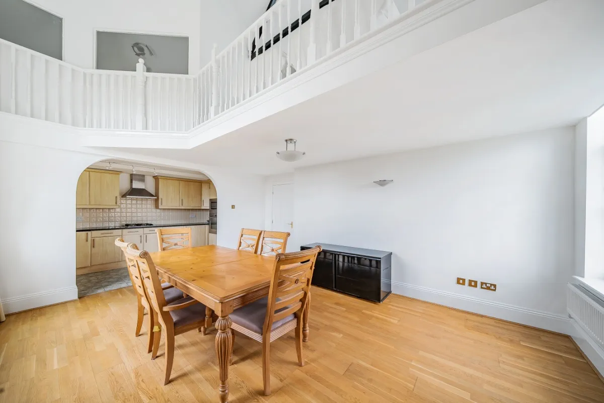 Royal Drive, London, N11, photo 4