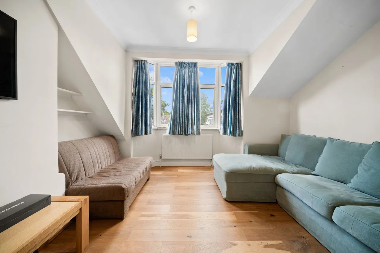 Stanley Gardens, London, NW2, photo 6