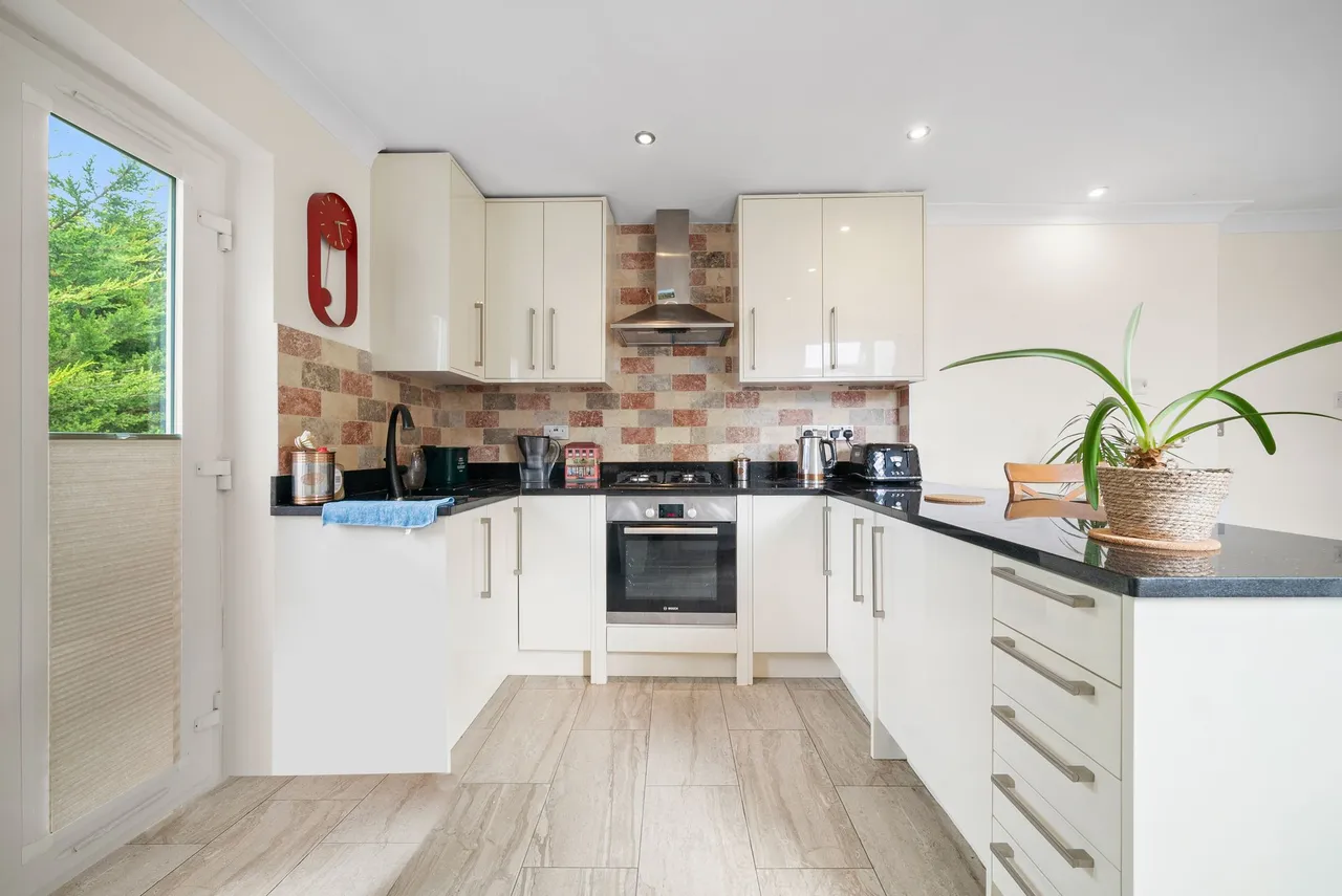 Stanley Gardens, London, NW2, photo 13