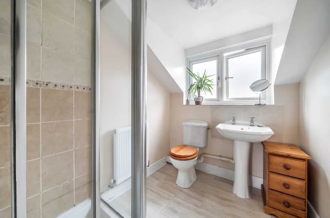 Botley Road, Fair Oak, SO50, photo 12