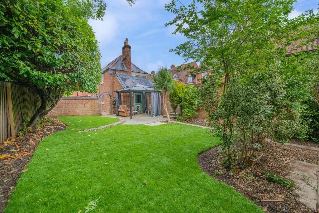 Botley Road, Fair Oak, SO50, photo 8