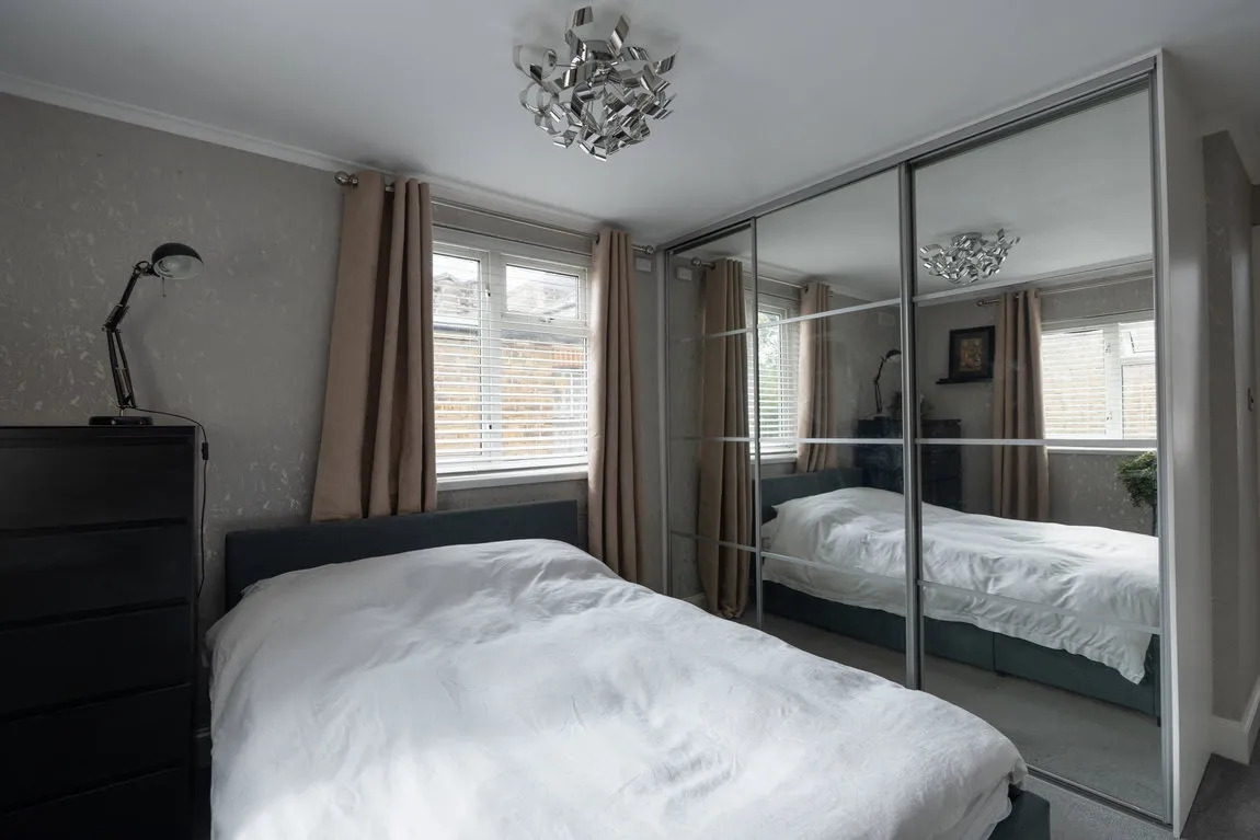 Belton Road, London, NW2, photo 17
