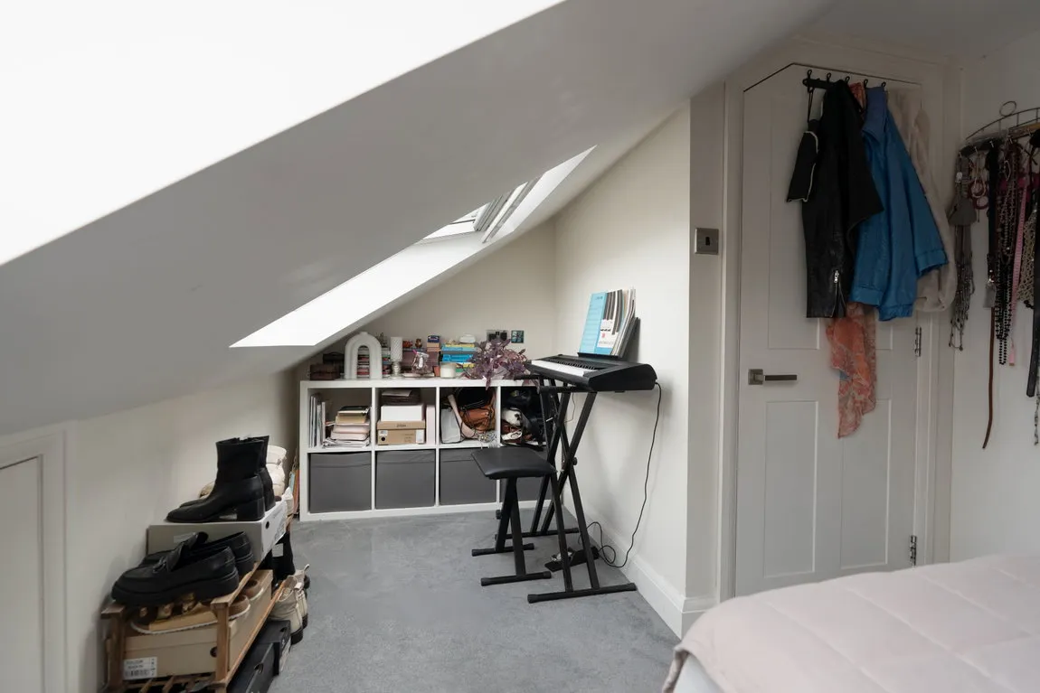 Belton Road, London, NW2, photo 26