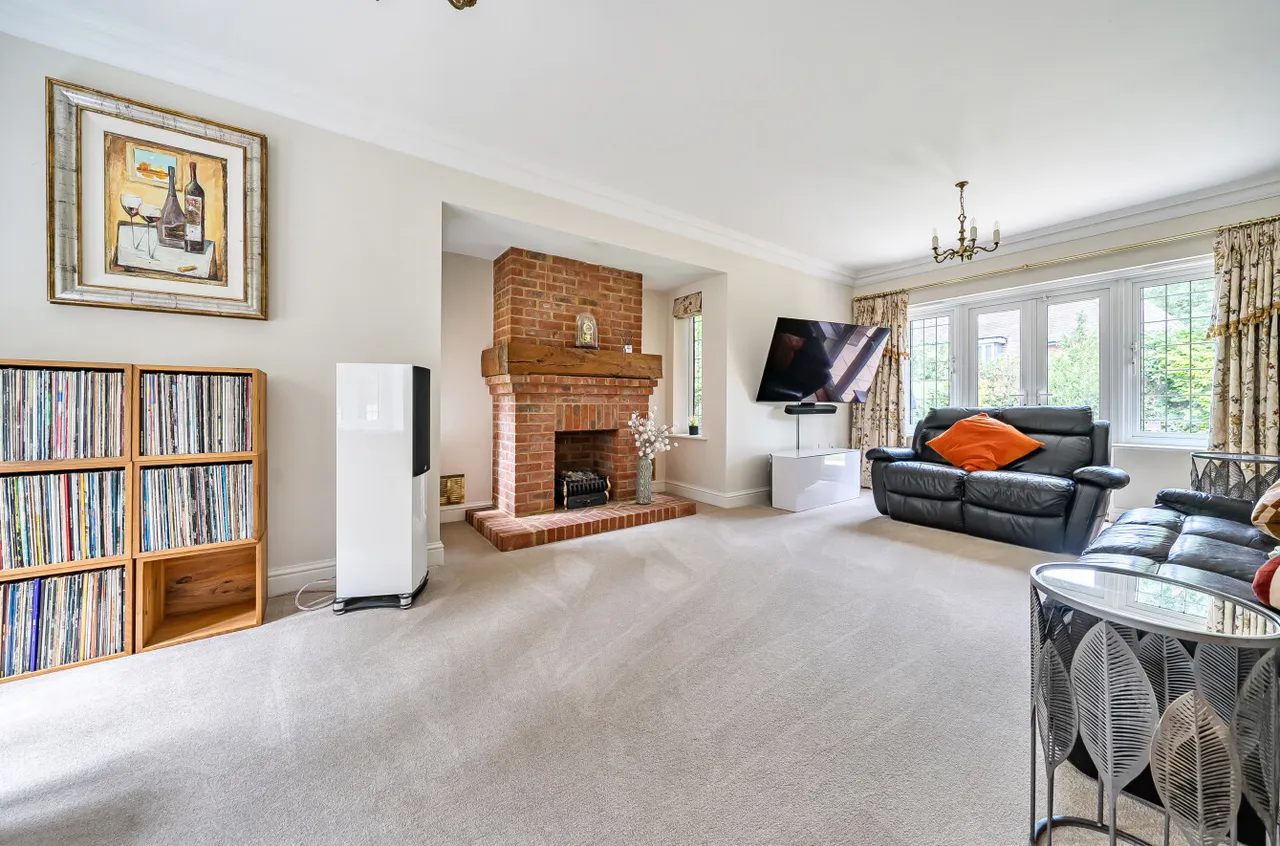 Golf Drive, Camberley, Surrey, GU15 1JG, photo 25