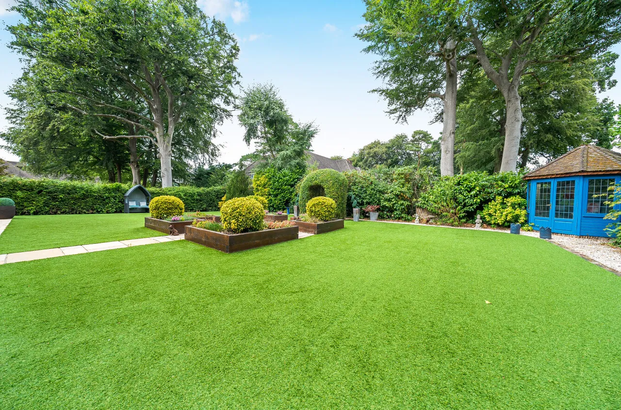 Golf Drive, Camberley, Surrey, GU15 1JG, photo 21