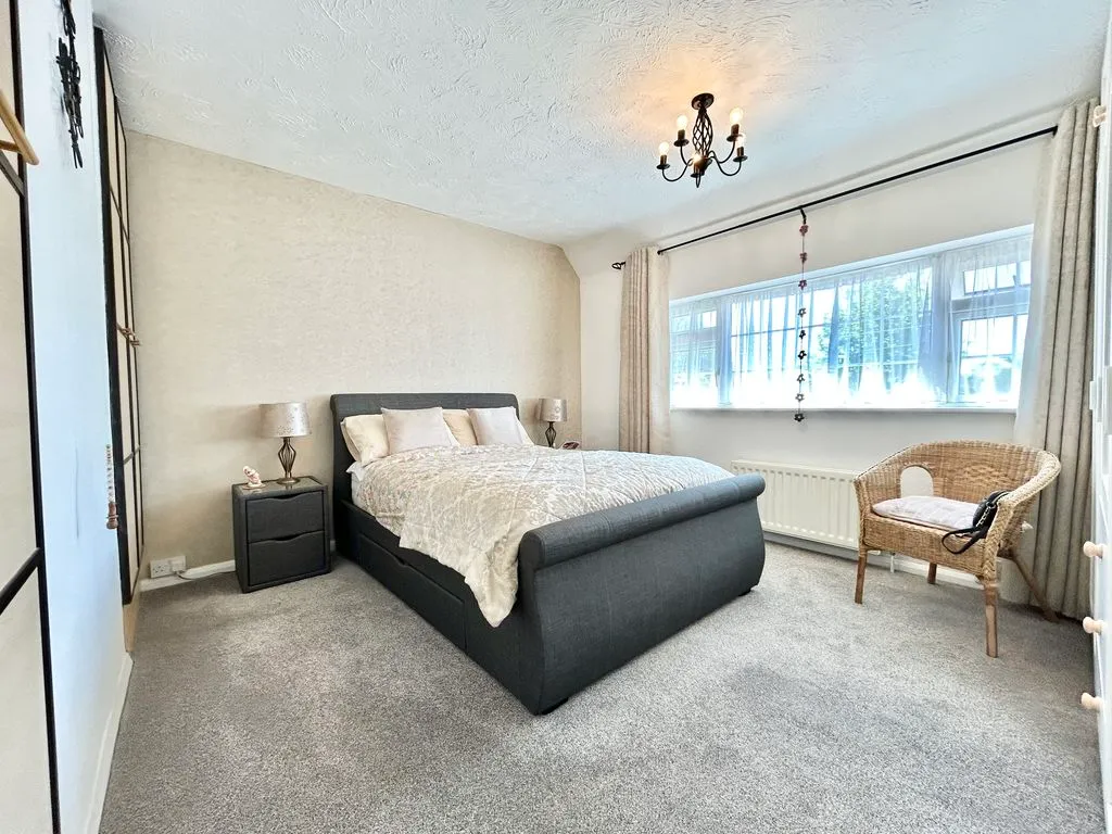 Castle Hill Road, Totternhoe LU6 1RG, photo 13
