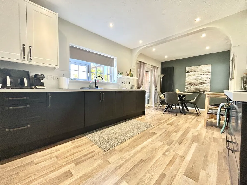 Castle Hill Road, Totternhoe LU6 1RG, photo 7