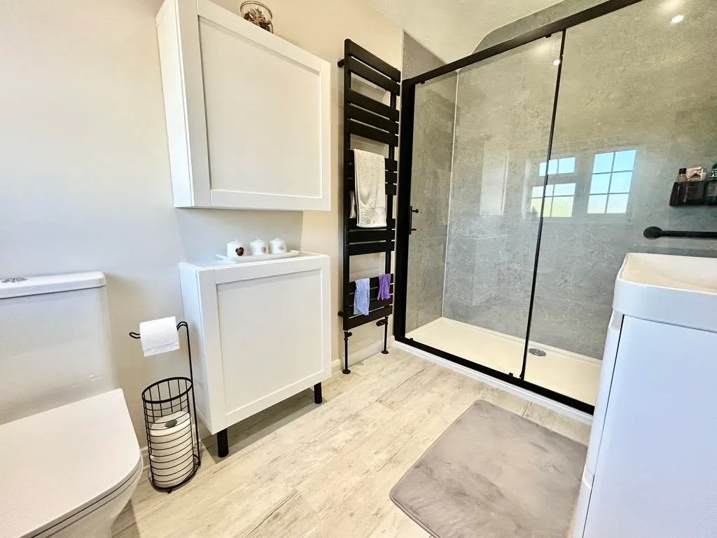 Castle Hill Road, Totternhoe LU6 1RG, photo 11