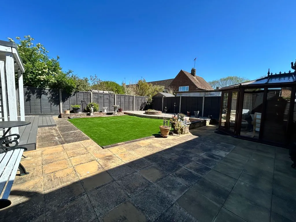 Castle Hill Road, Totternhoe LU6 1RG, photo 16