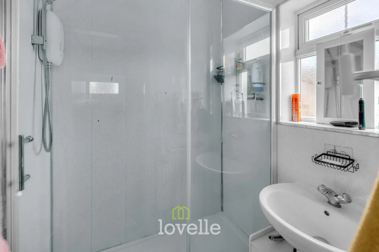 Ladysmith Road, Grimsby, DN32, photo 6