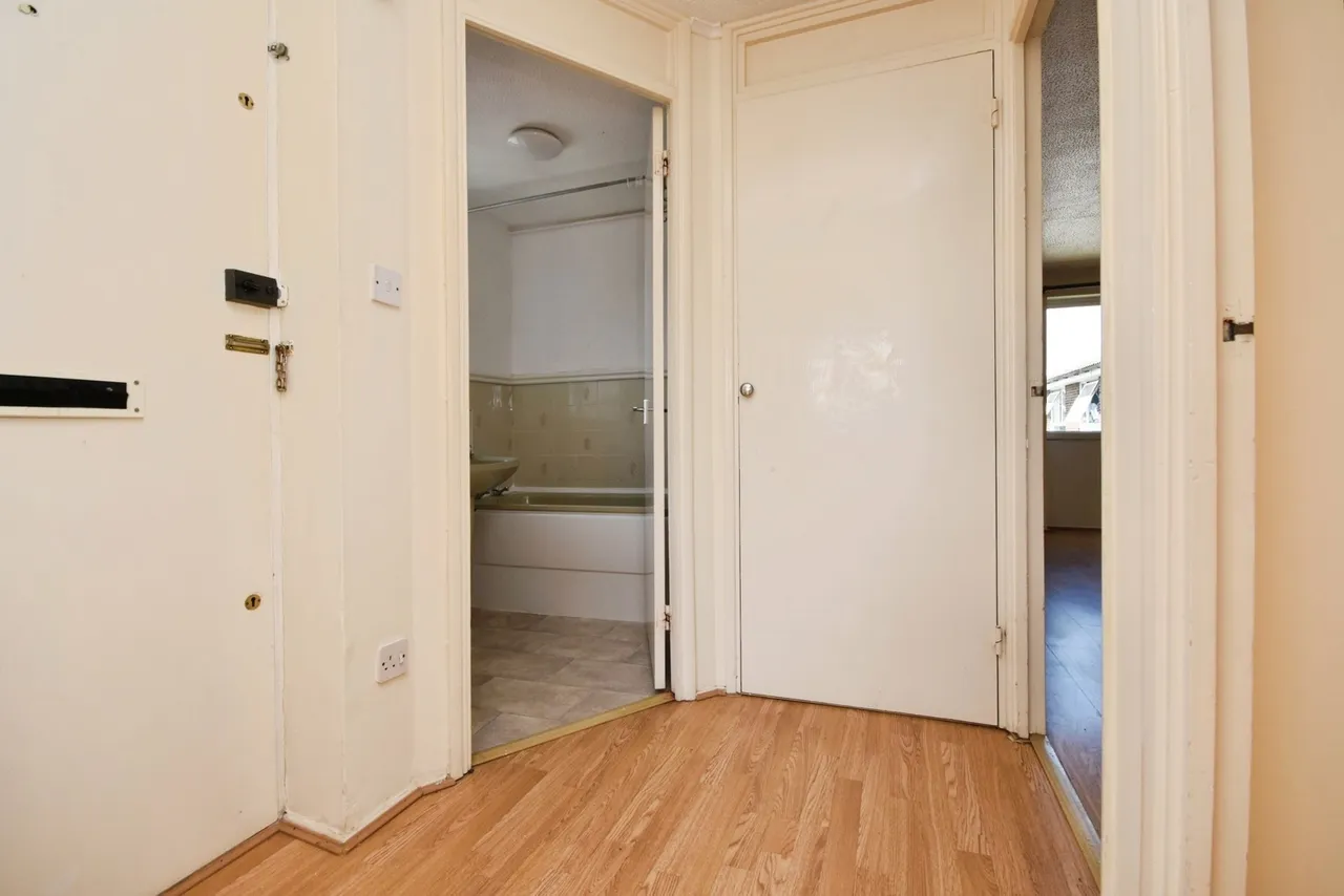 Lupin Drive, Chelmsford, Essex, CM1, photo 10