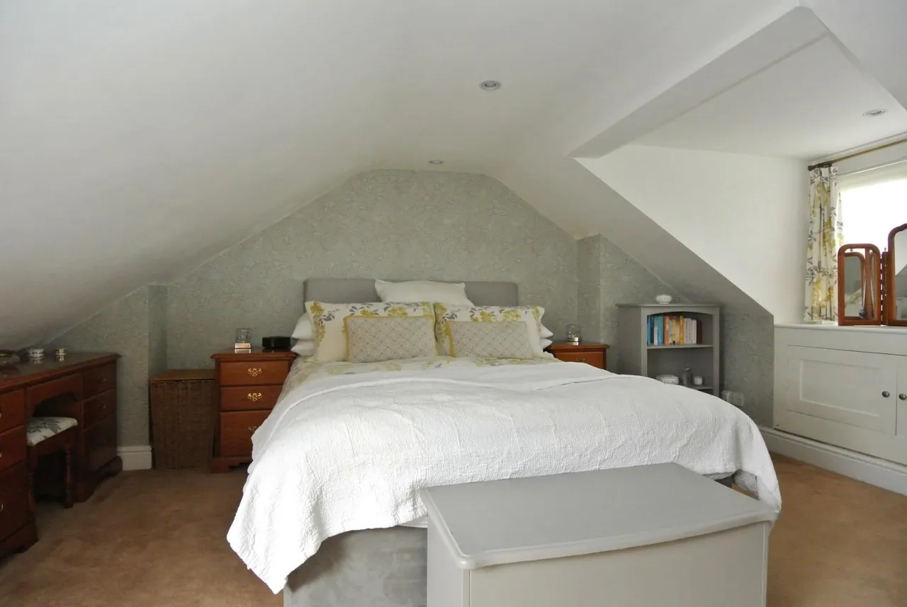Chaucer Road, Ashford, Surrey, TW15 2QT, photo 12