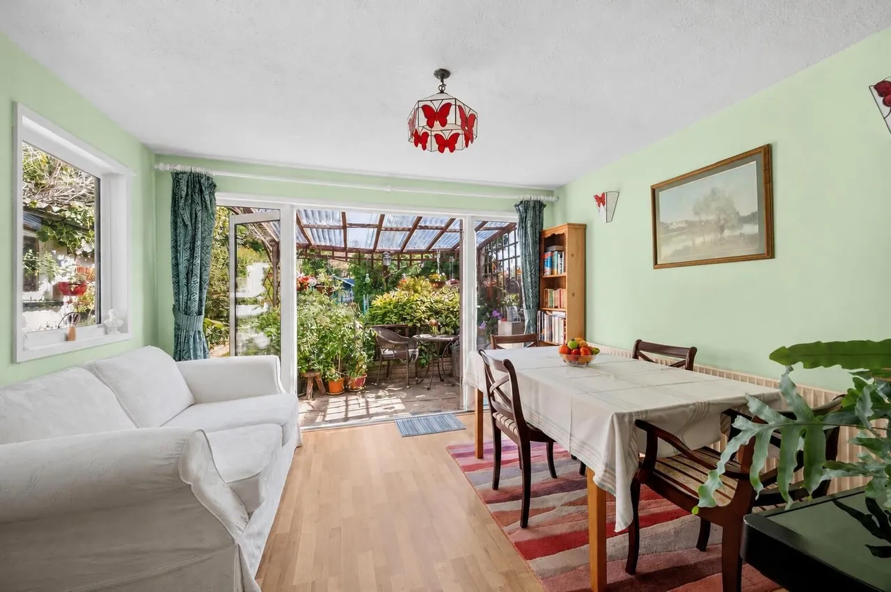 Barton Green, New Malden, KT3, photo 8