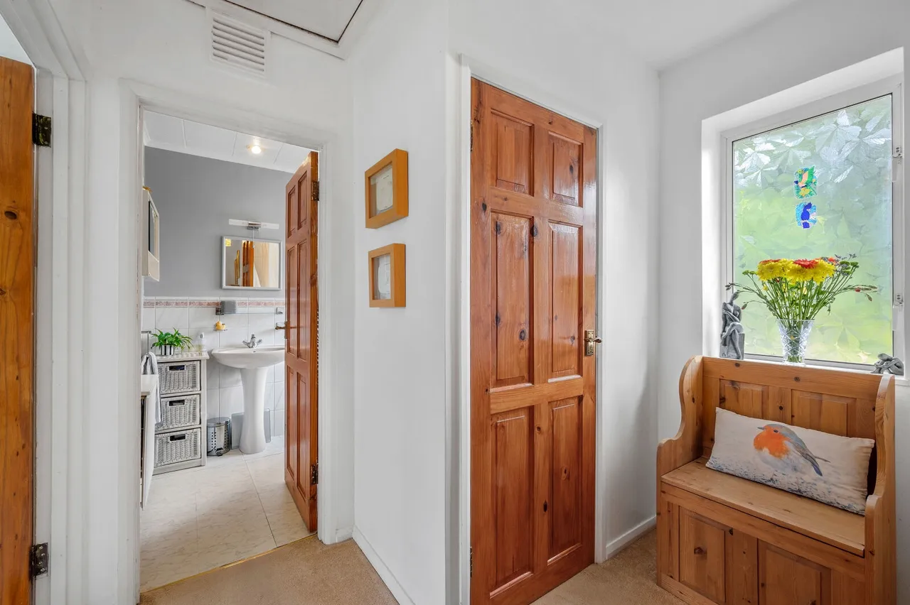 Barton Green, New Malden, KT3, photo 12