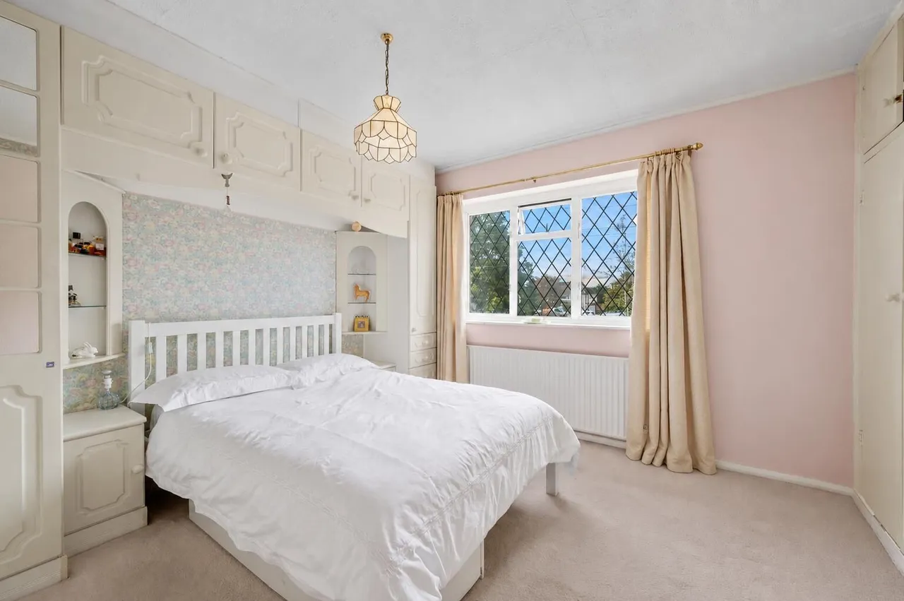 Barton Green, New Malden, KT3, photo 13