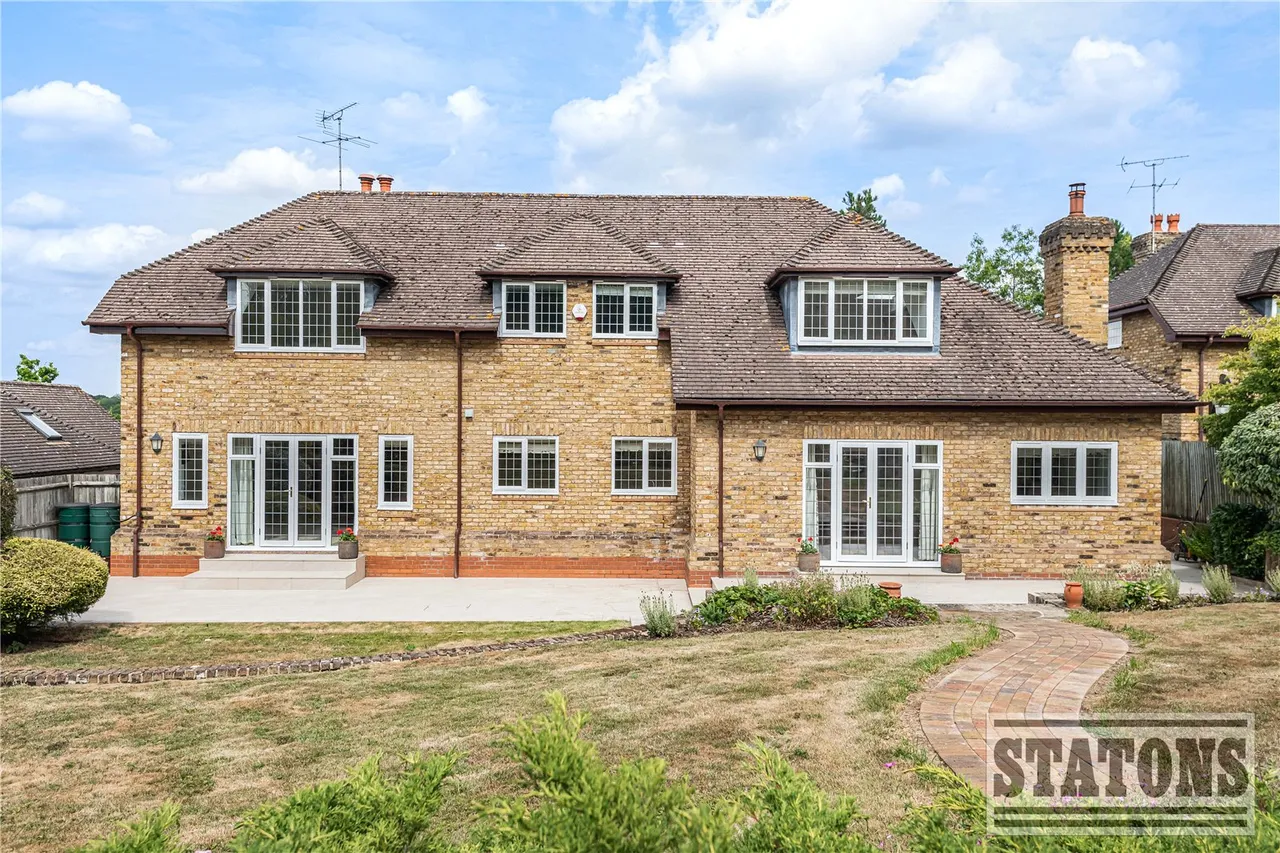 Foxes Lane, Cuffley, Hertfordshire, EN6 4JB, photo 20