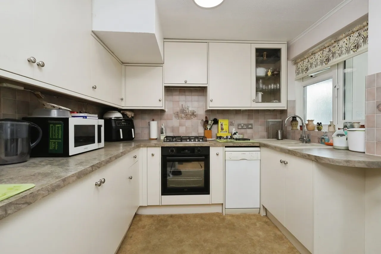 Oaklea Way, Uckfield, TN22, photo 5