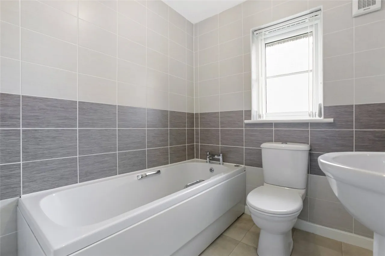 Tannin Crescent, Ballerup Village, East Kilbride, South Lanarkshire, G75, photo 19