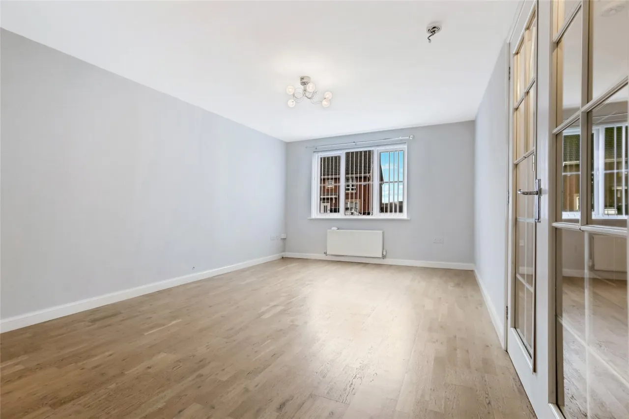 Tannin Crescent, Ballerup Village, East Kilbride, South Lanarkshire, G75, photo 5