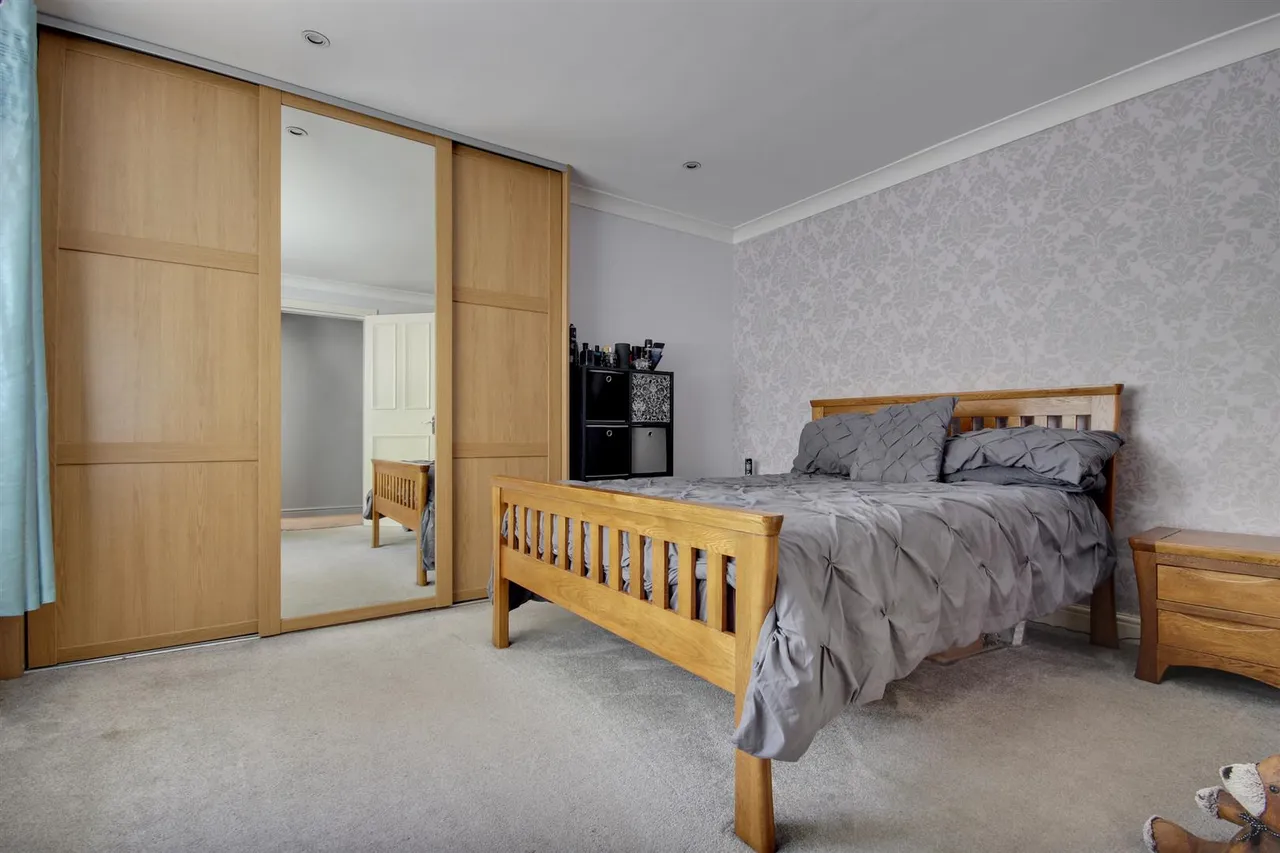 The Parkway, Cottingham, photo 7