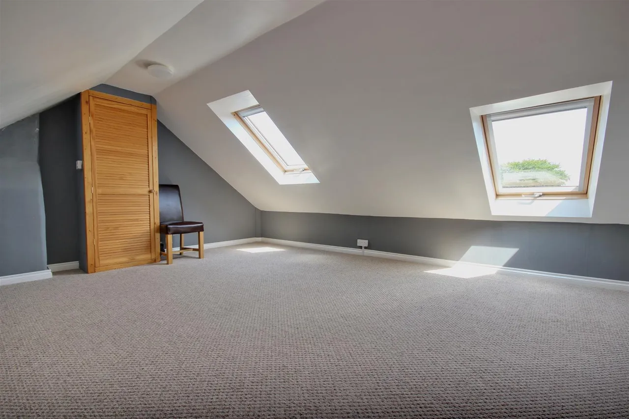 The Parkway, Cottingham, photo 9