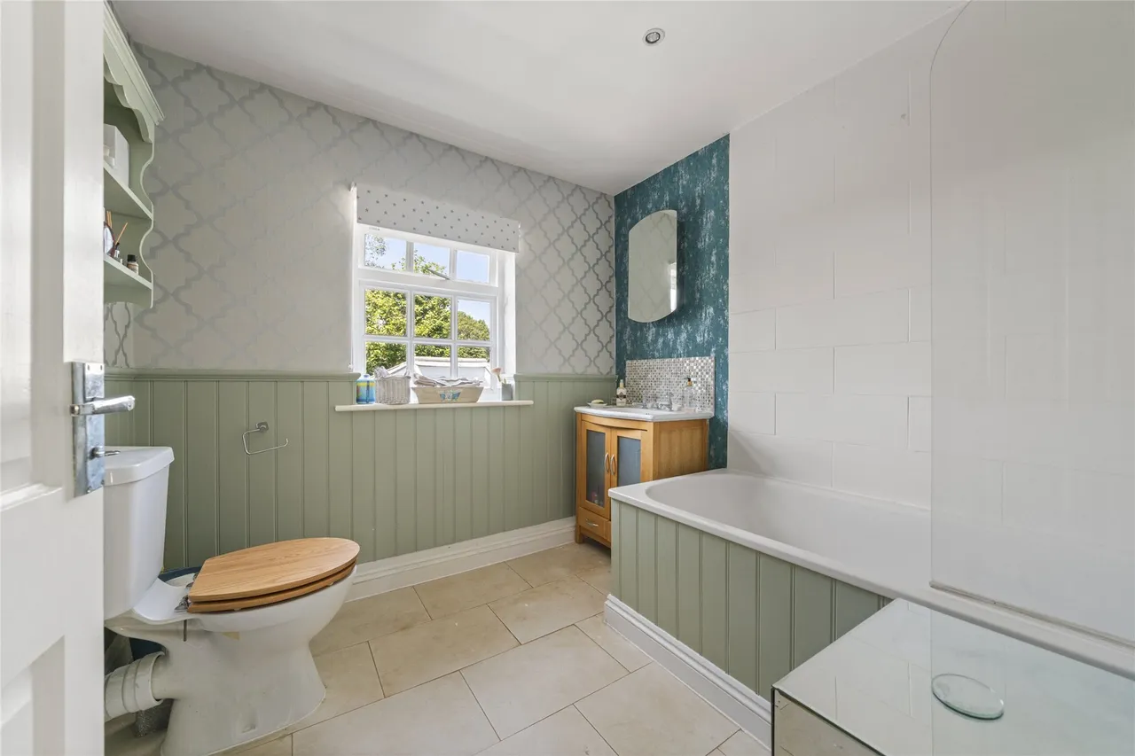 The Gardens, Old Lane, Cobham, Surrey, KT11, photo 12