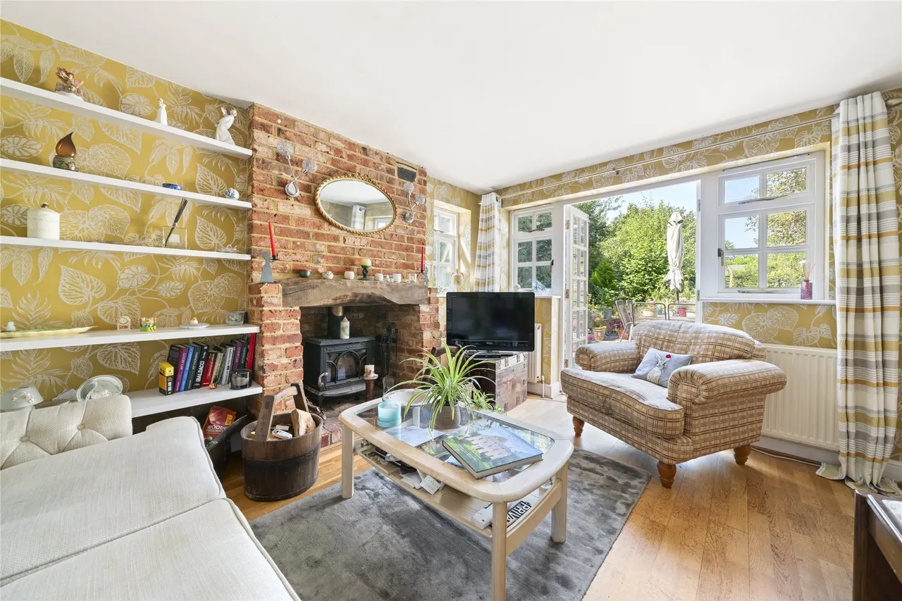 The Gardens, Old Lane, Cobham, Surrey, KT11, photo 4