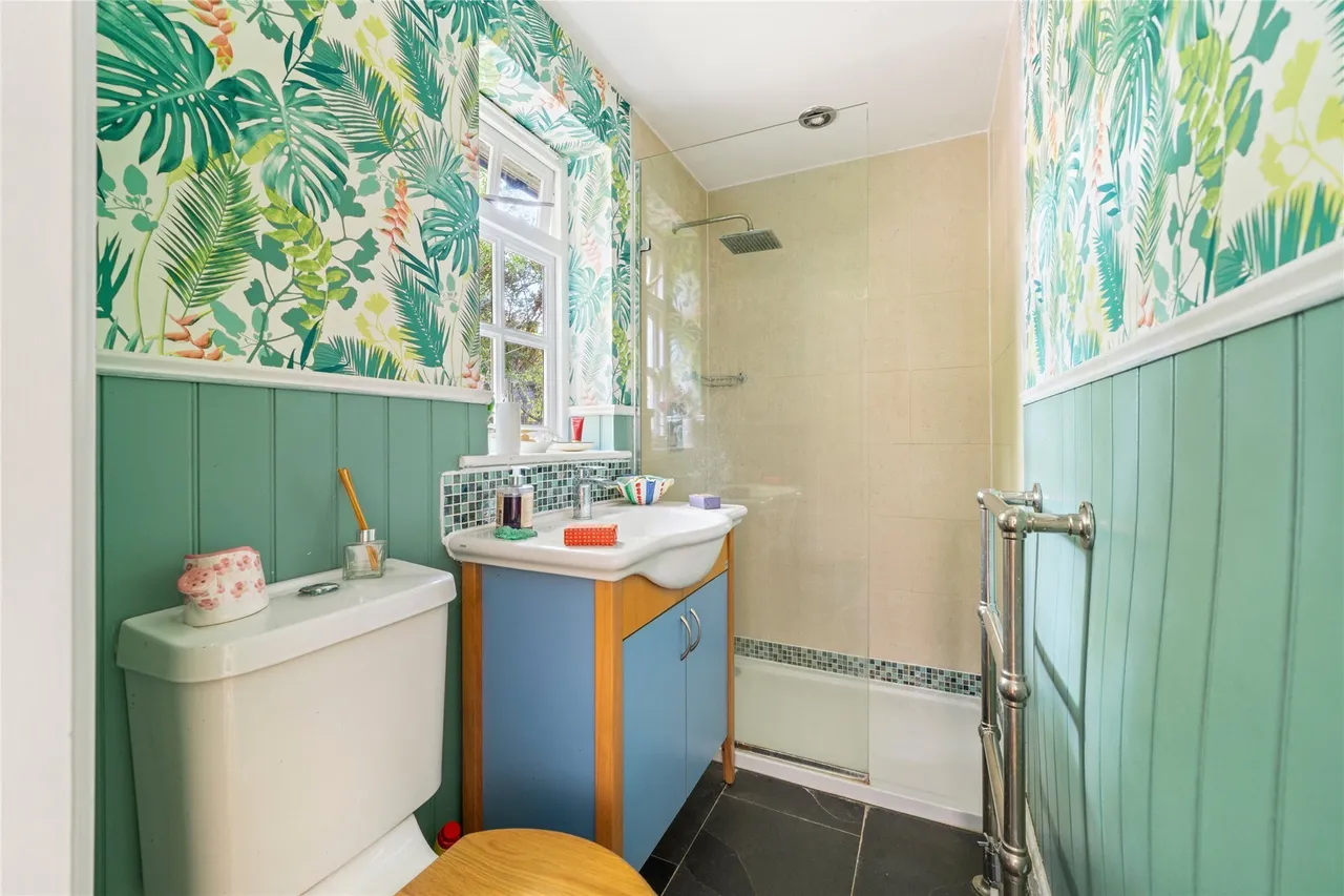 The Gardens, Old Lane, Cobham, Surrey, KT11, photo 10